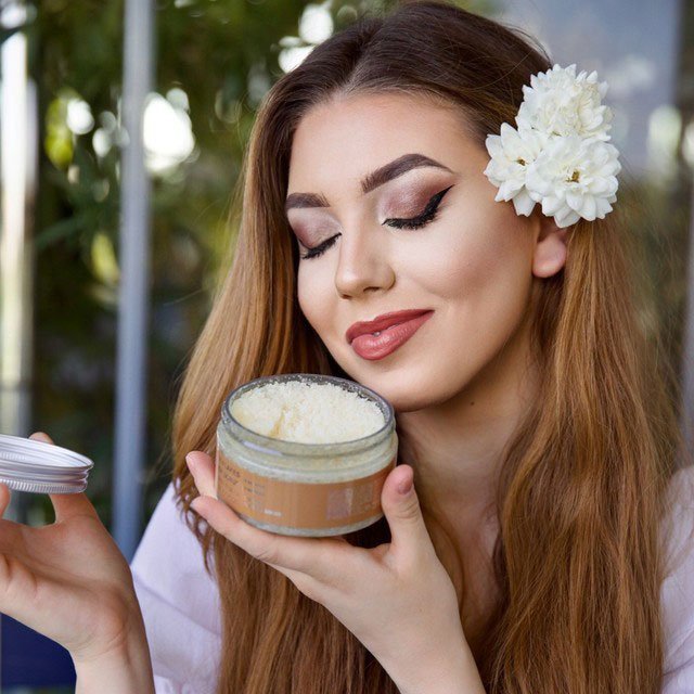 Exfoliante corporal de copos de coco - Coconut Cocktail
