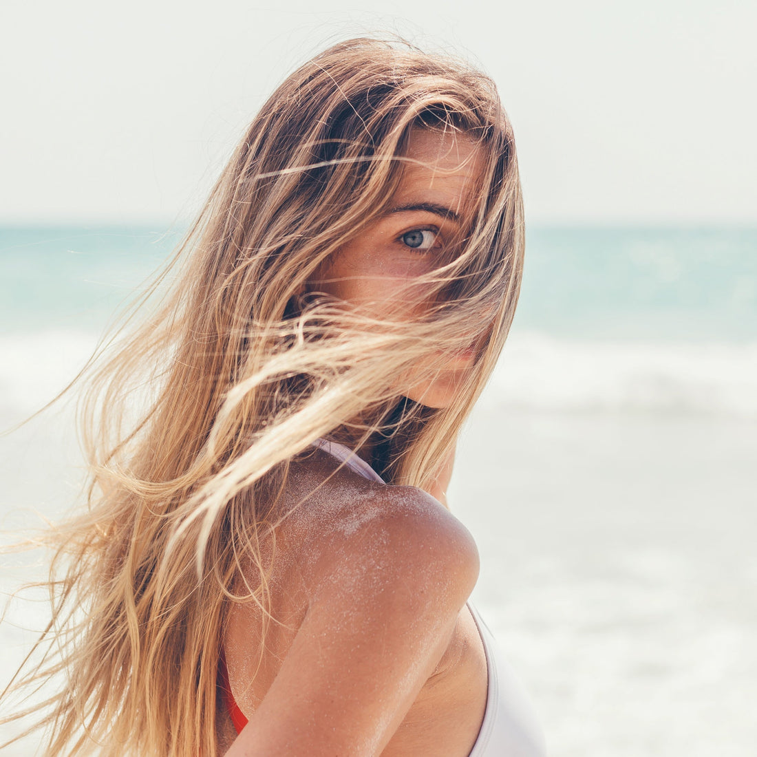 Spray para el cabello con sal marina brillante - Naranja y piña